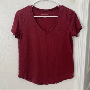 Maroon American Eagle T-shirt